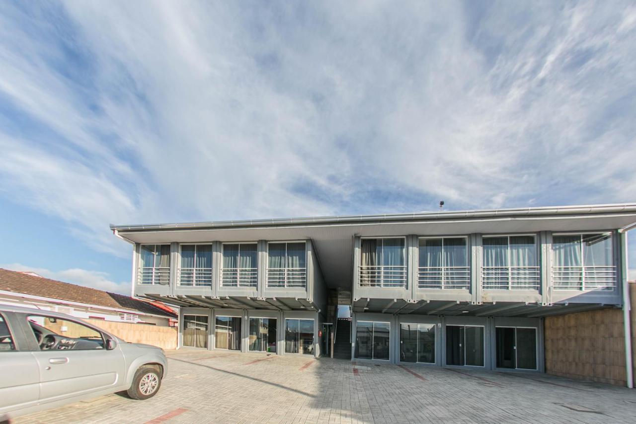 Disponivel Virada - Estúdios e suítes com piscina, ar, wifi e estacionamento - BRUNO KLEMTZ - Casa Olinda Porto Belo Exterior foto